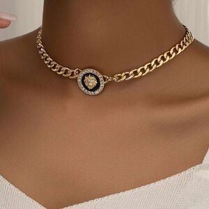 Gold Shiny Lion Head Pendant Choker Necklace